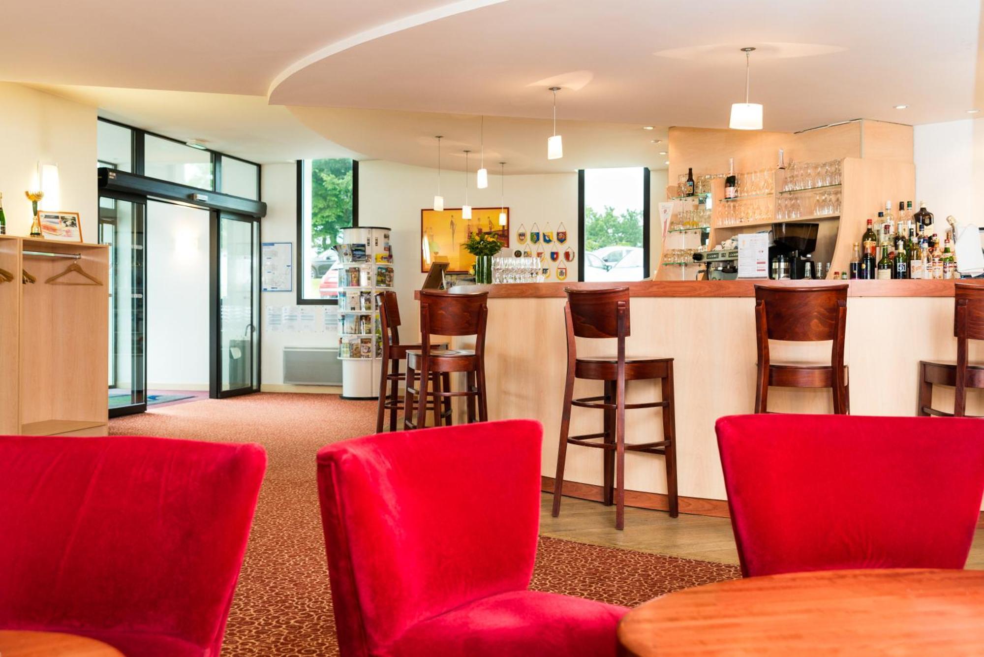 Brit Hotel Rennes Cesson Exterior foto